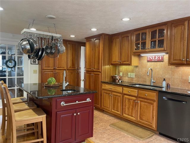 430 Betsinger Road, Sherrill, NY 13461