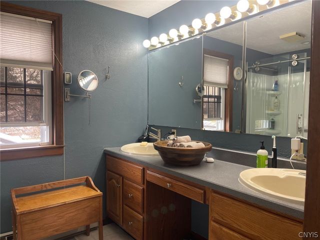 430 Betsinger Road, Sherrill, NY 13461