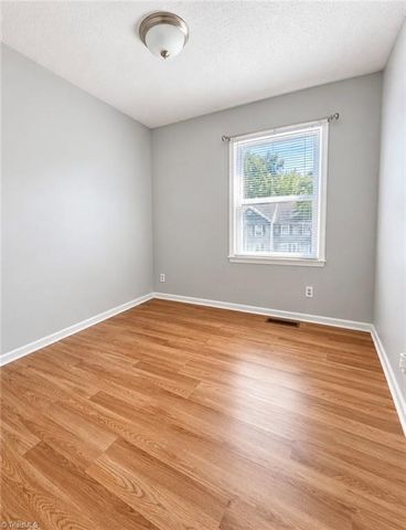 1017 Glendale Drive 51, Greensboro, NC 27406