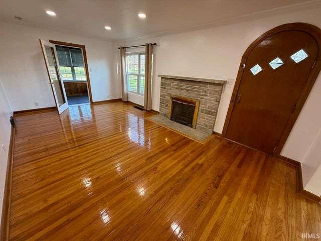 5710 Washington Avenue, Evansville, IN 47715