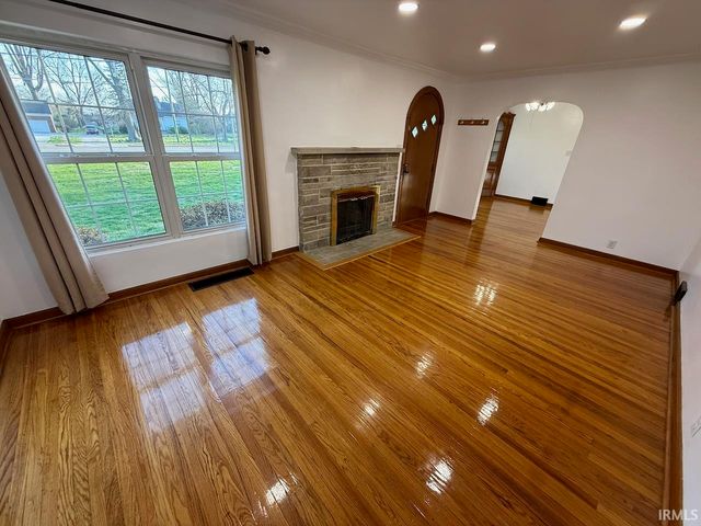 5710 Washington Avenue, Evansville, IN 47715