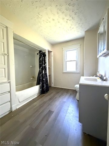 660 E 126th Street, Cleveland, OH 44108
