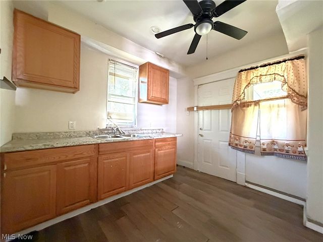 660 E 126th Street, Cleveland, OH 44108