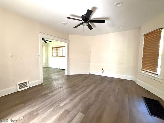 660 E 126th Street, Cleveland, OH 44108