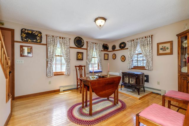 8 Freedom Acres Drive, Concord, NH 03301