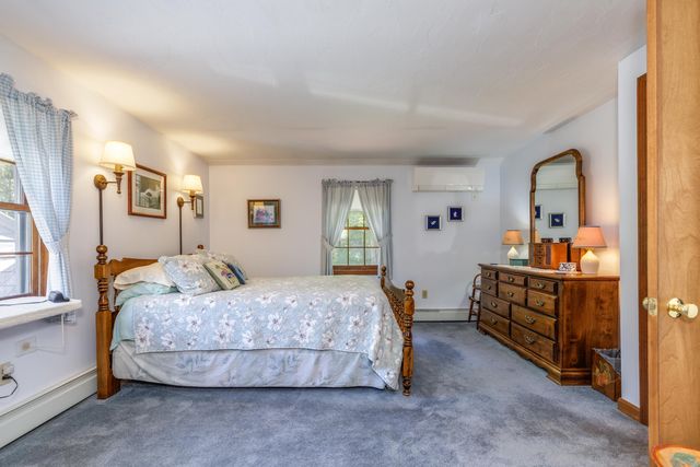 8 Freedom Acres Drive, Concord, NH 03301