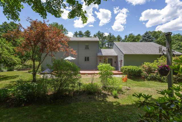 8 Freedom Acres Drive, Concord, NH 03301
