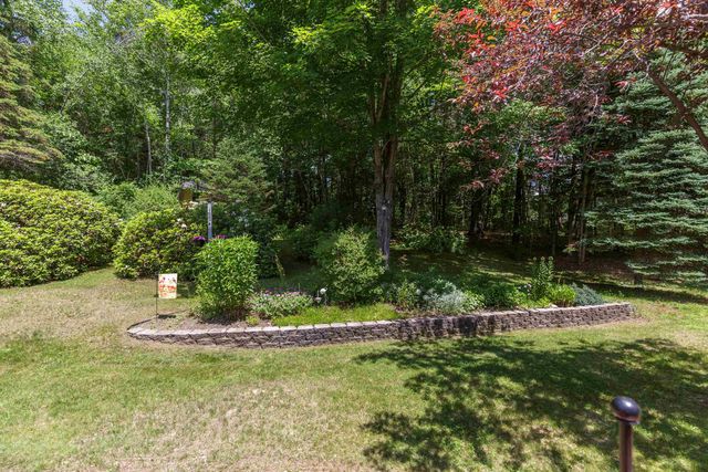 8 Freedom Acres Drive, Concord, NH 03301