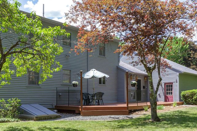 8 Freedom Acres Drive, Concord, NH 03301