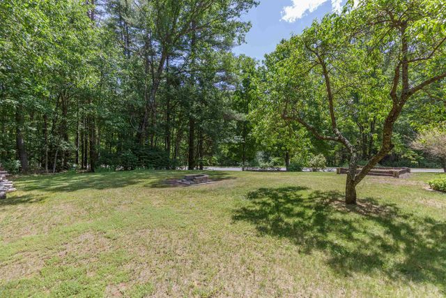 8 Freedom Acres Drive, Concord, NH 03301