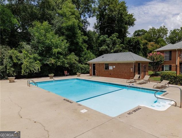 1688 Prince Avenue APT 106, Athens, GA 30606