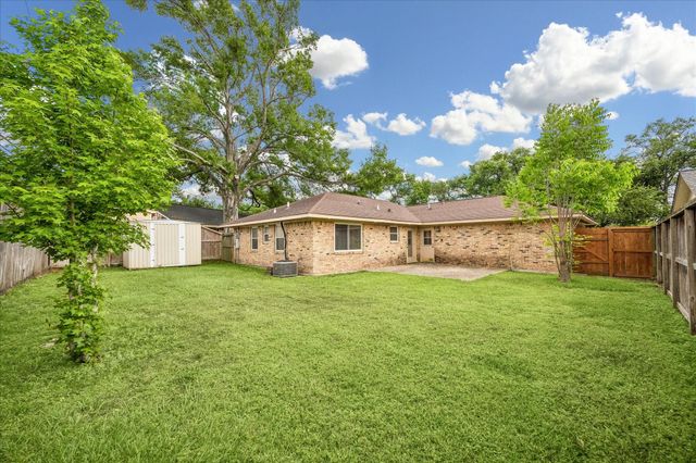 1607 Willowby Drive, Houston, TX 77008