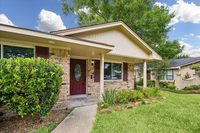 1607 Willowby Drive, Houston, TX 77008