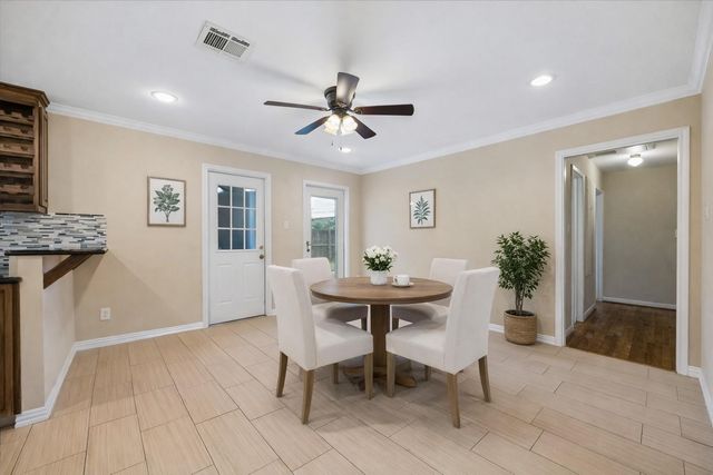 1607 Willowby Drive, Houston, TX 77008