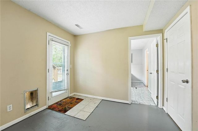 7218 N Lewis Avenue, Kansas City, MO 64158