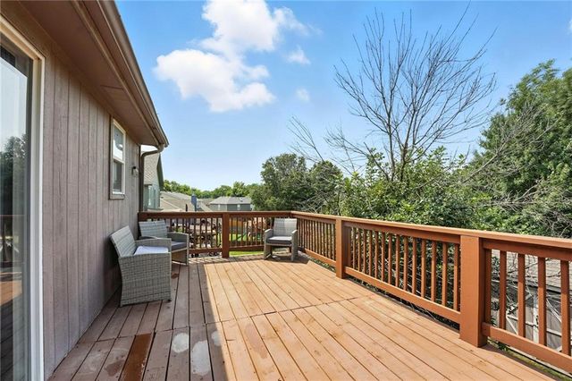 7218 N Lewis Avenue, Kansas City, MO 64158