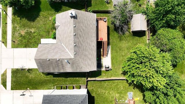 7218 N Lewis Avenue, Kansas City, MO 64158