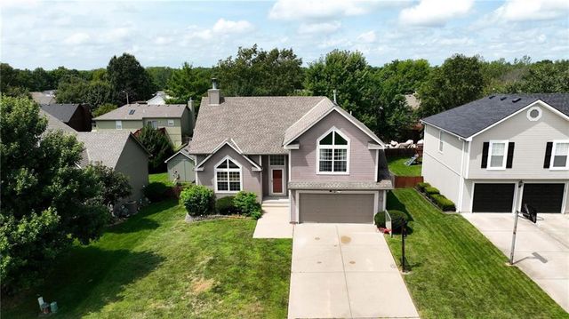 7218 N Lewis Avenue, Kansas City, MO 64158