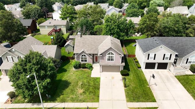 7218 N Lewis Avenue, Kansas City, MO 64158