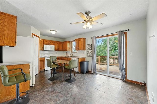 7218 N Lewis Avenue, Kansas City, MO 64158