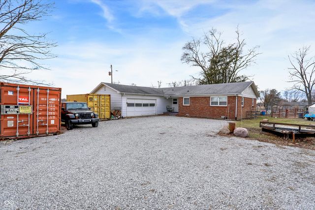 5975 Lafayette Street, Clayton, IN 46118