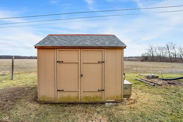 5975 Lafayette Street, Clayton, IN 46118