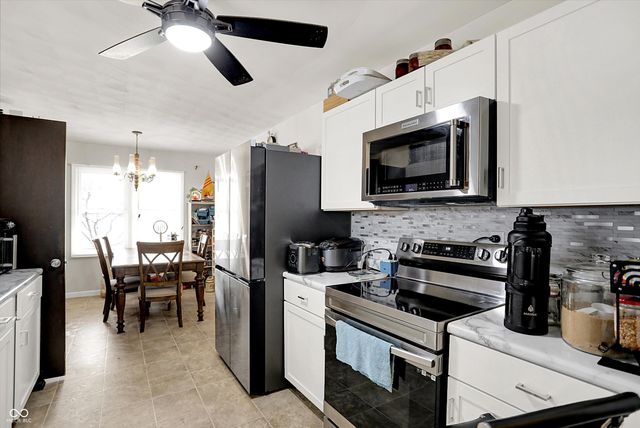 5975 Lafayette Street, Clayton, IN 46118