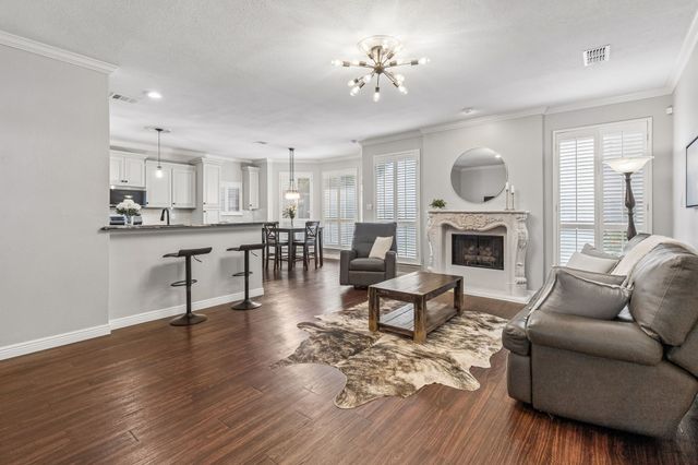 8212 Steamers Lane, Frisco, TX 75035