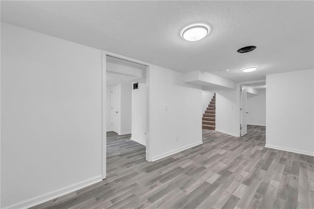 4709 W 75TH Street, Prairie Village, KS 66208