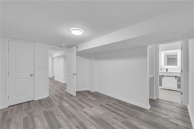 4709 W 75TH Street, Prairie Village, KS 66208