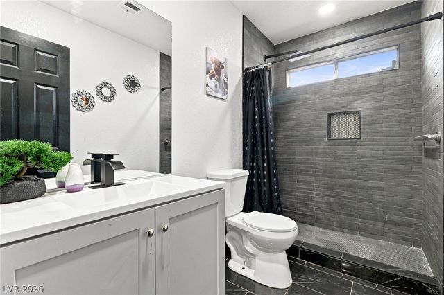 738 Straight Street, Las Vegas, NV 89110