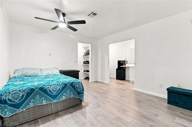 738 Straight Street, Las Vegas, NV 89110