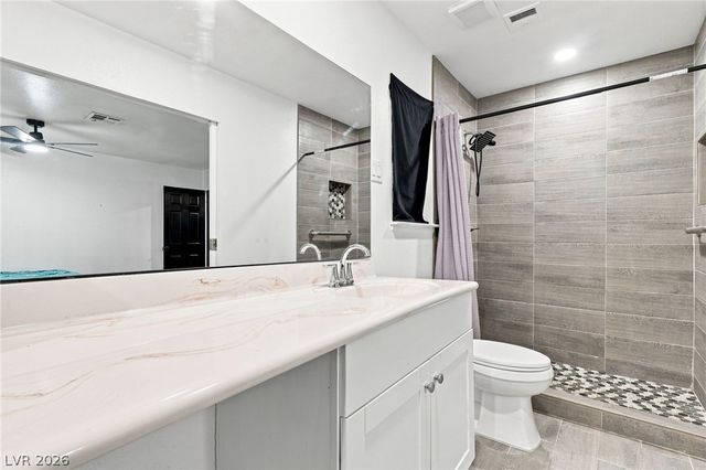 738 Straight Street, Las Vegas, NV 89110