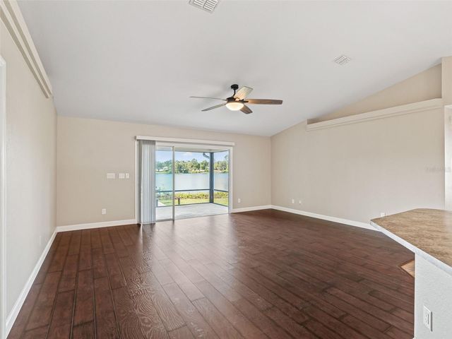 214 FISHER RUN, Ocklawaha, FL 32179
