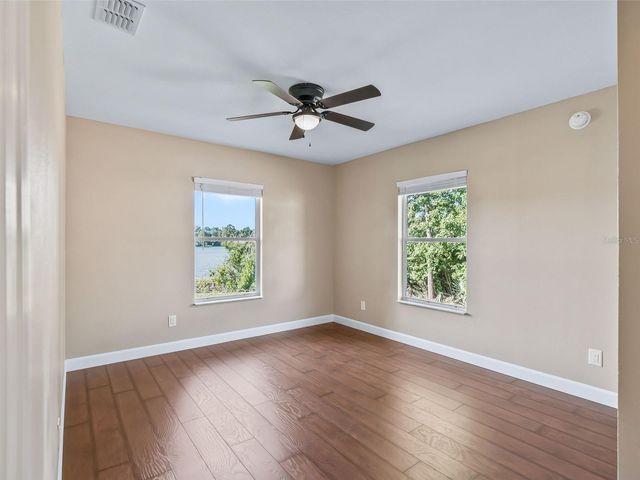 214 FISHER RUN, Ocklawaha, FL 32179