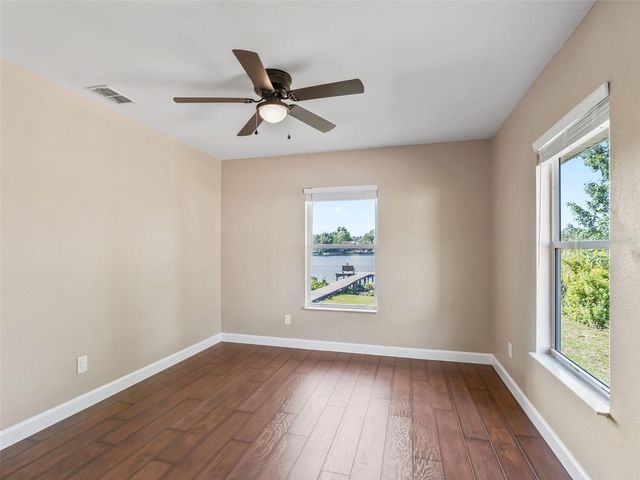 214 FISHER RUN, Ocklawaha, FL 32179