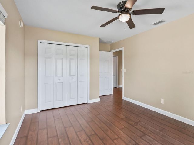 214 FISHER RUN, Ocklawaha, FL 32179