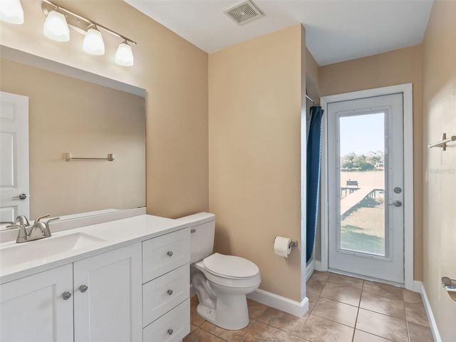 214 FISHER RUN, Ocklawaha, FL 32179
