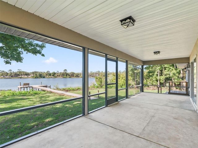 214 FISHER RUN, Ocklawaha, FL 32179
