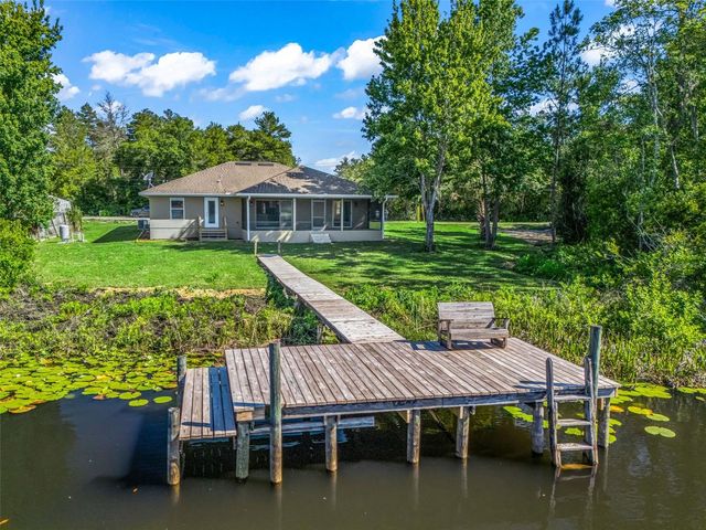 214 FISHER RUN, Ocklawaha, FL 32179
