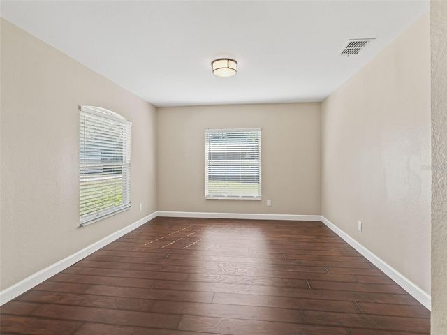 214 FISHER RUN, Ocklawaha, FL 32179