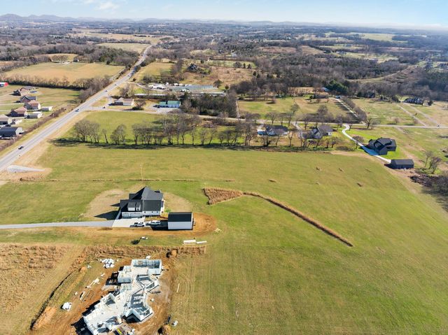 2768 Hartsville Pike, Castalian Springs, TN 37031