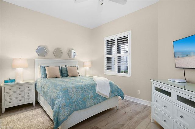 3099 Lancaster Dr 701 7-701, Naples, FL 34105