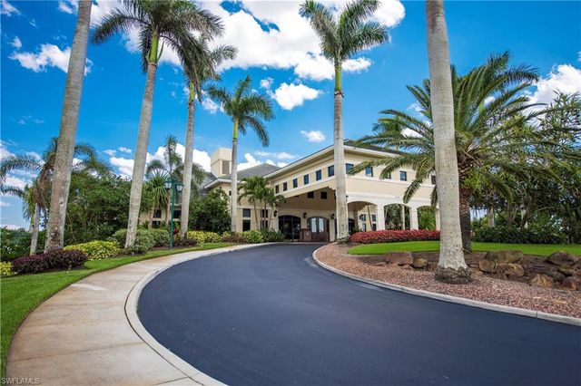 3099 Lancaster Dr 701 7-701, Naples, FL 34105