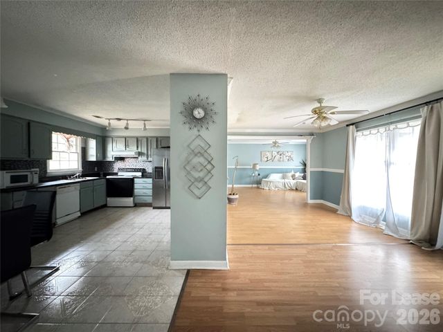 8027 Country Oaks Road, Charlotte, NC 28227