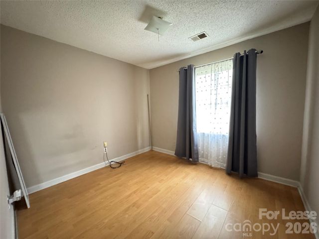 8027 Country Oaks Road, Charlotte, NC 28227