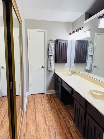 4722 Fallon Place, Dallas, TX 75227