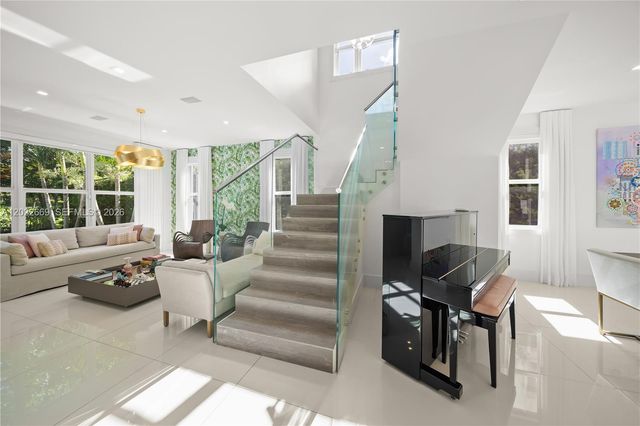 5700 SW 86th Street, South Miami, FL 33143
