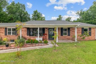 226 White Oak Court, Jacksonville, NC 28546