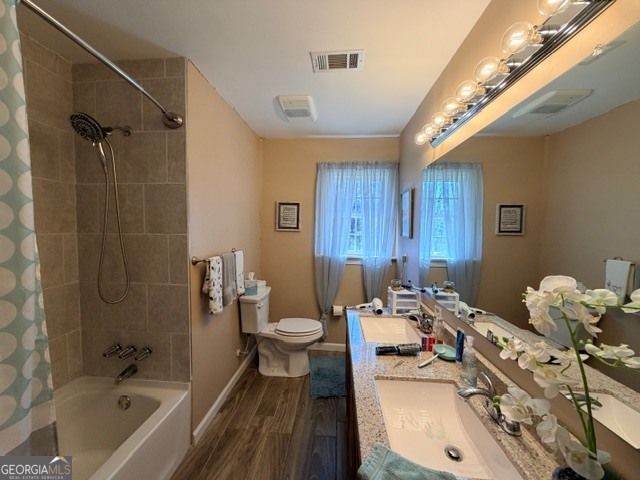 226 Lake Laurel Road NE, Milledgeville, GA 31061